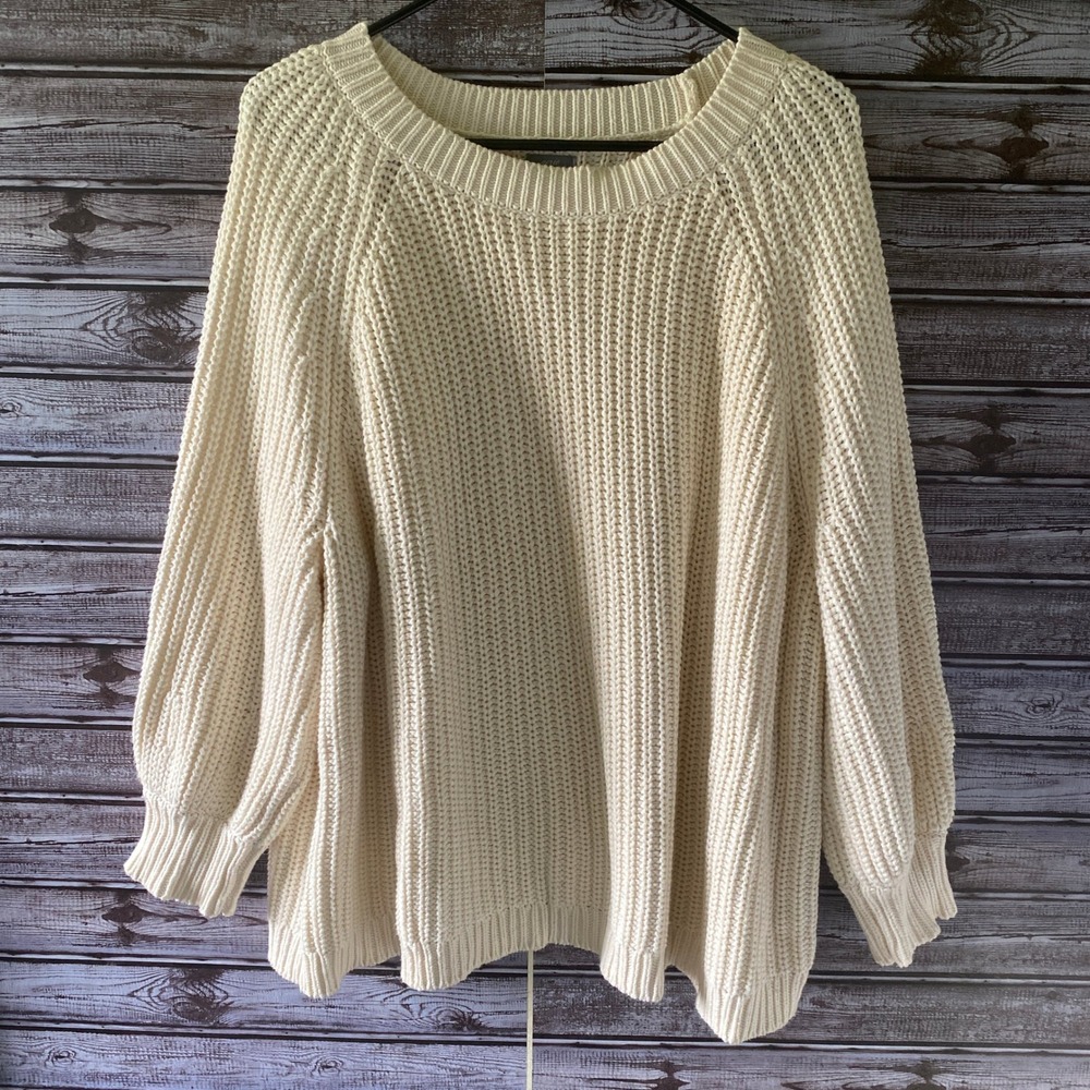 Aerie Women's Long-Sleeved Pullover Sweater Size XL Cream